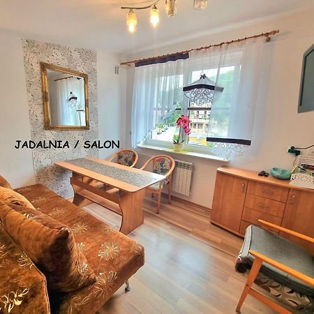 Apartament Kacperek, Willowa 4A - 2 Sypialnie, Salon - Dla Rodzinny 4-5 Os, Samo Centrum Szczyrk Dış mekan fotoğraf